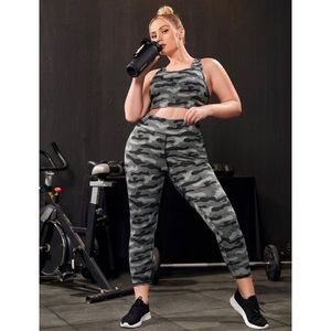 Camo top & legging gym set 🖤🤍